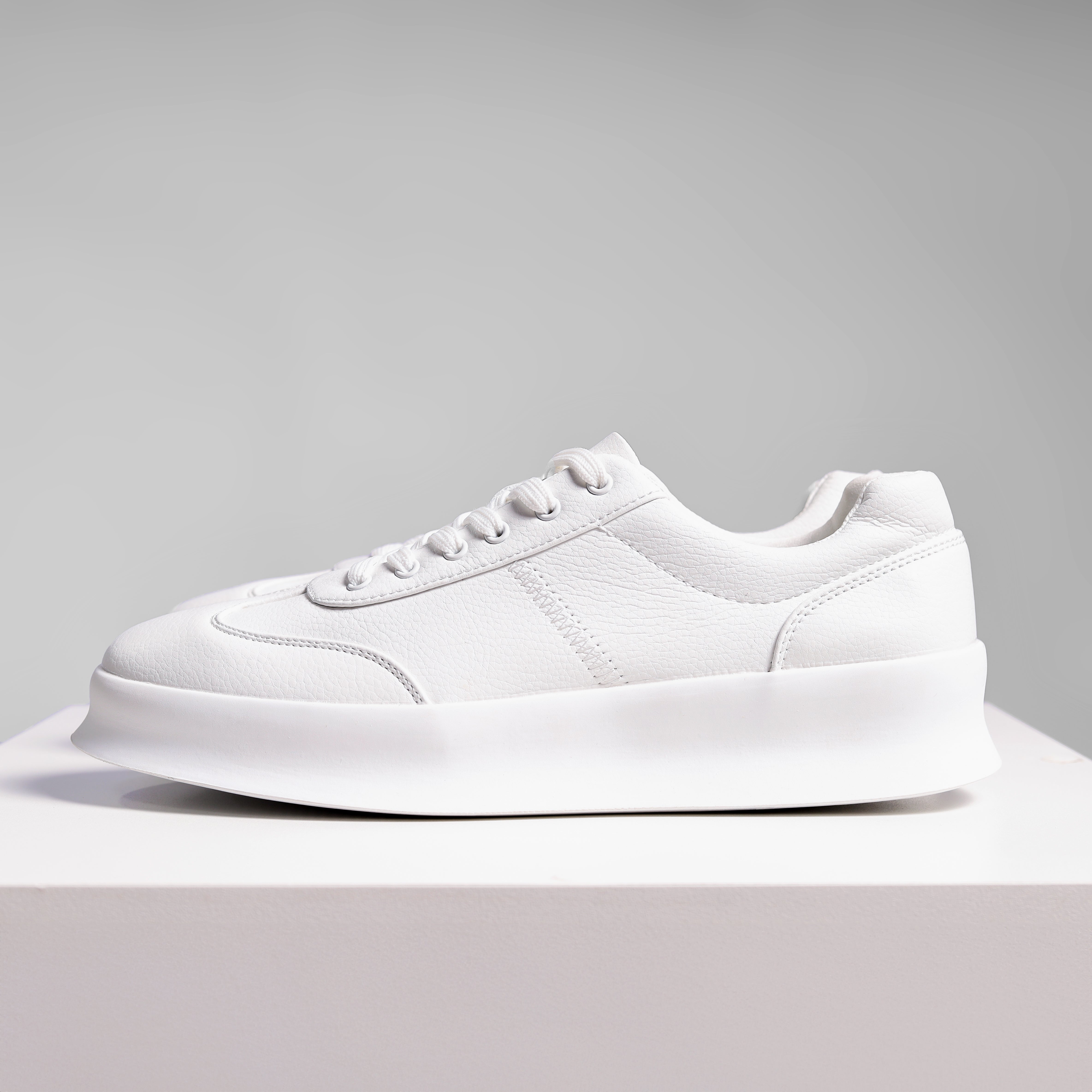 Apolo Men's Casual Sneaker