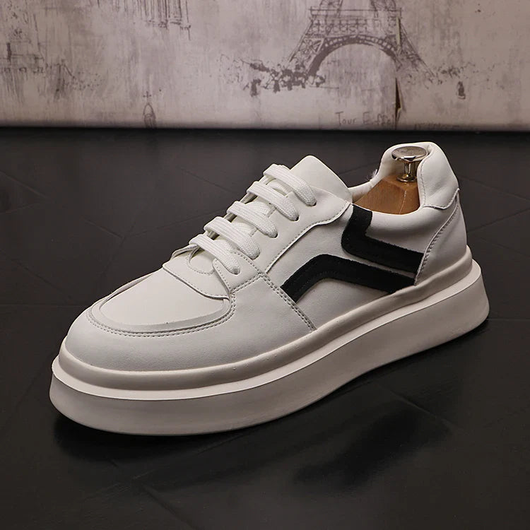 Sapatos casuais de couro branco para homens, tênis skate, formadores