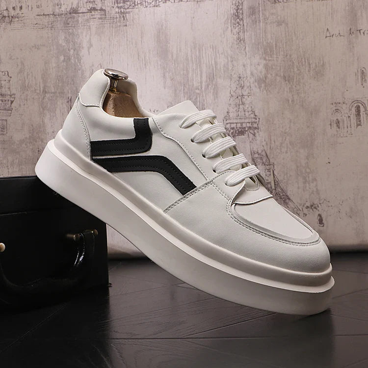 Sapatos casuais de couro branco para homens, tênis skate, formadores