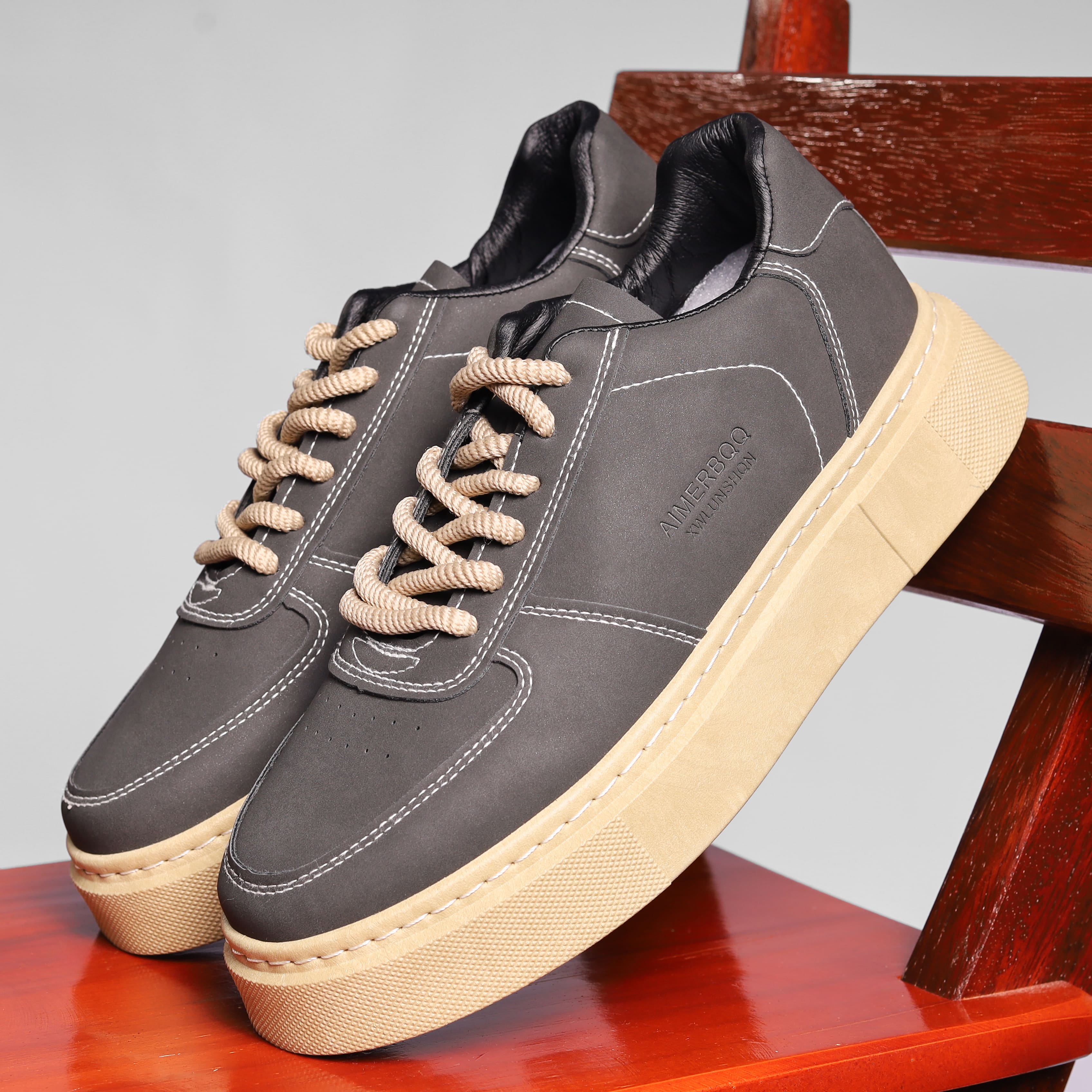 California Men’s Casual Sneaker