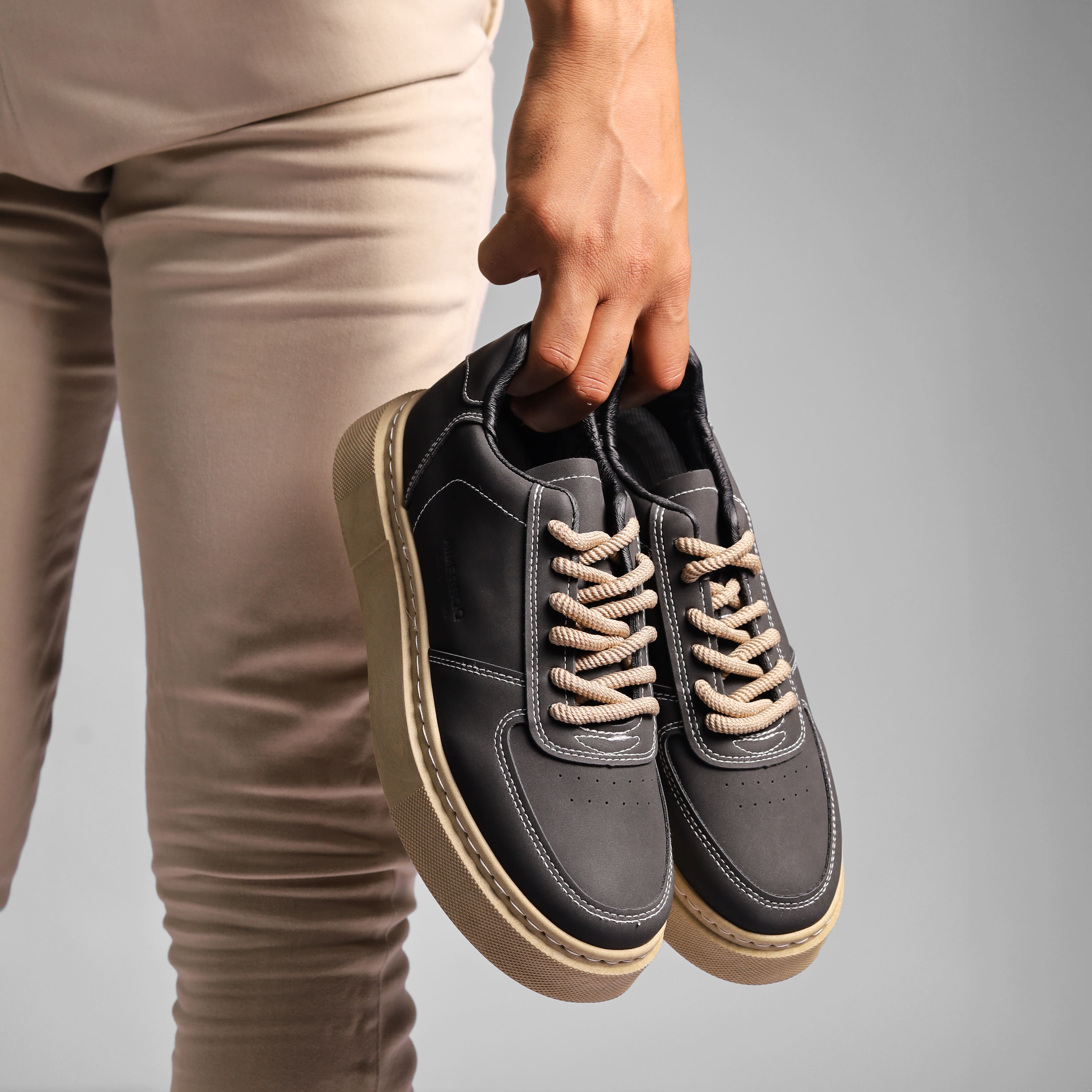 California Men’s Casual Sneaker