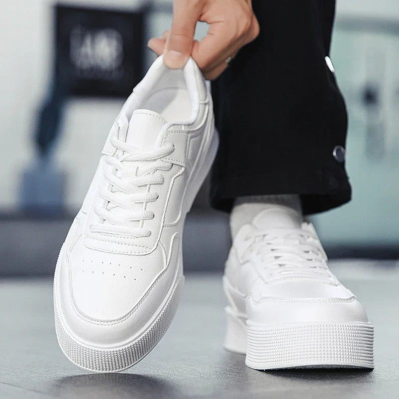 2024 tendência tênis masculinos plataforma de designer sapatos esportivos homens confortáveis sapato de skate de couro homem branco casual tênis 39-47